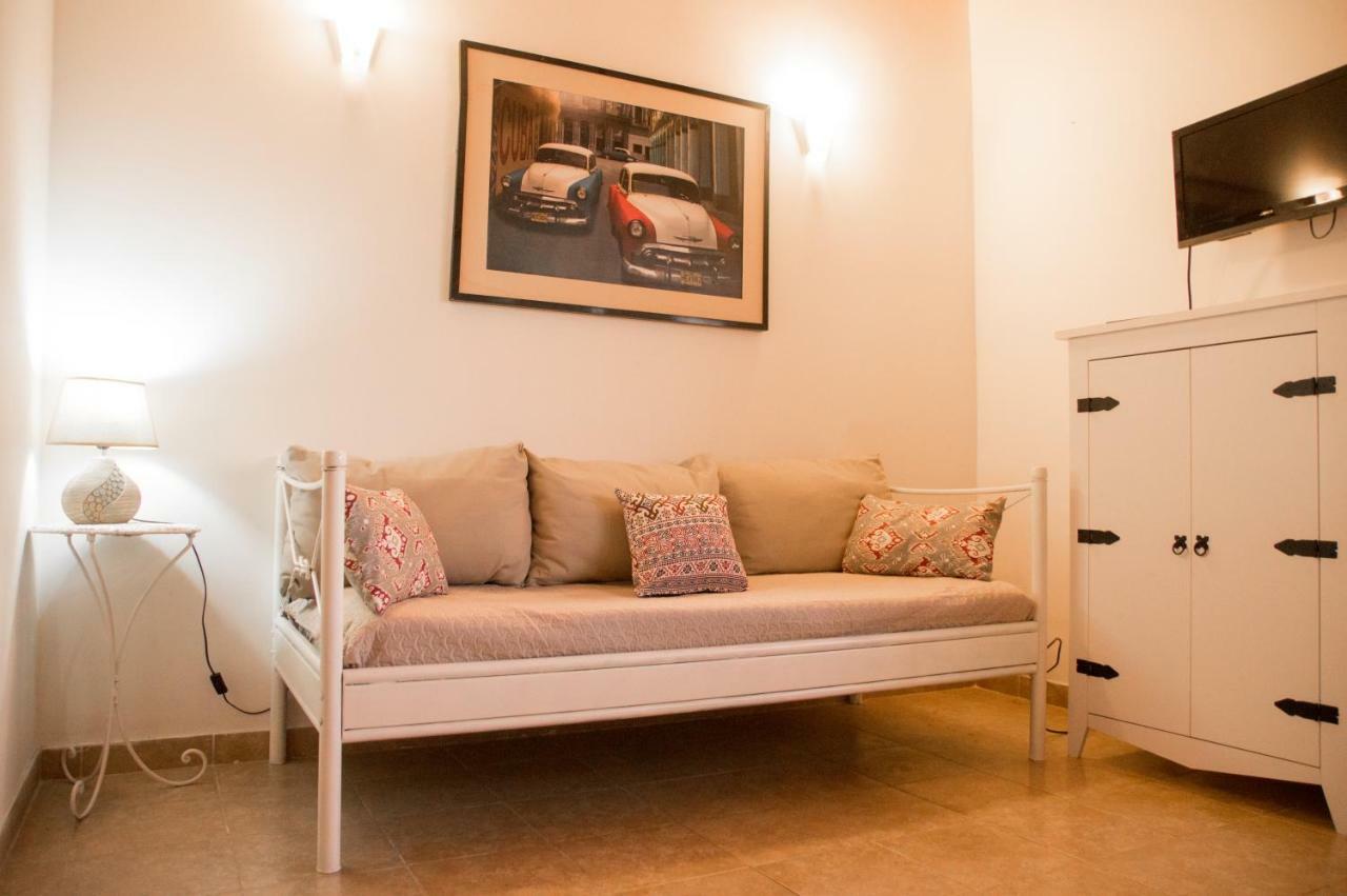 La Riviera Aparthotel Fernando de la Mora Kültér fotó