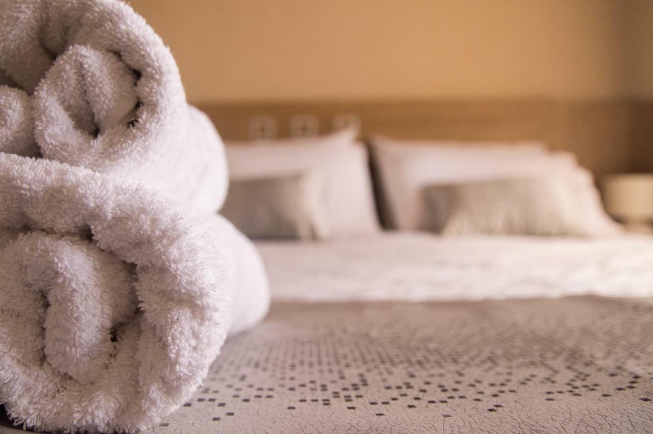 La Riviera Aparthotel Fernando de la Mora Kültér fotó