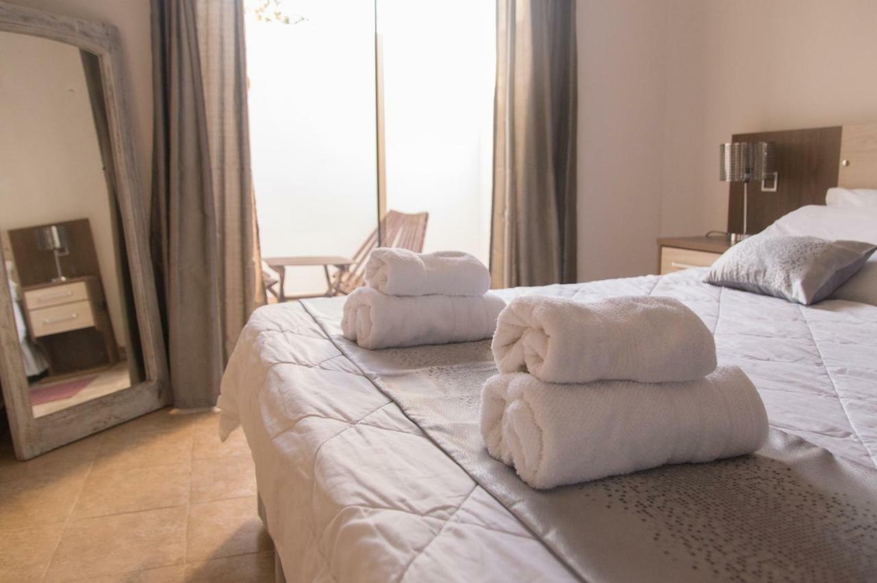 La Riviera Aparthotel Fernando de la Mora Kültér fotó