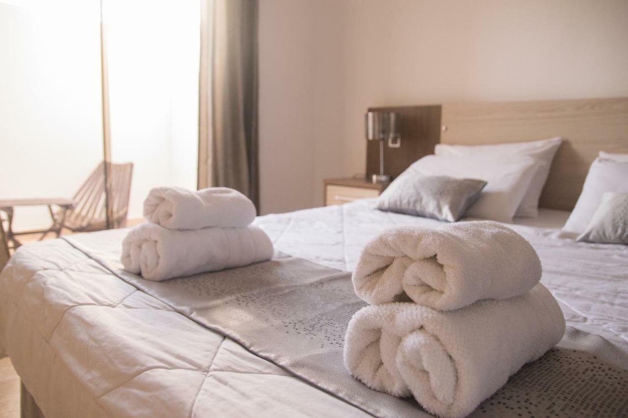 La Riviera Aparthotel Fernando de la Mora Kültér fotó