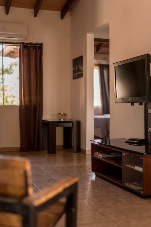 La Riviera Aparthotel Fernando de la Mora Kültér fotó